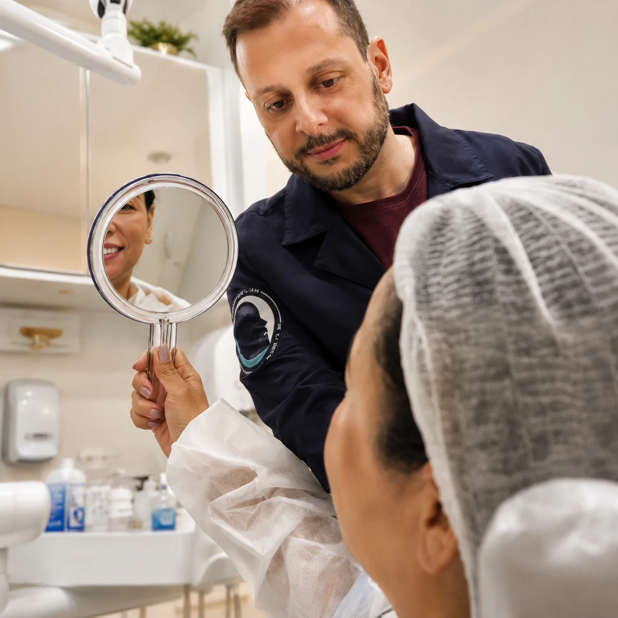 Atendimento clínico e harmonização orofacial